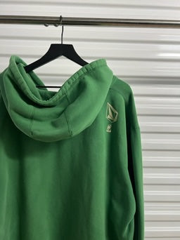 2000’s Vintage Volcom Hoodie - XL