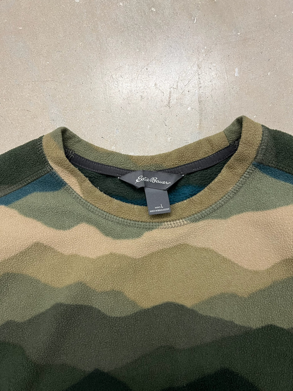 Eddie Bauer Mountain Pattern Fleece - L